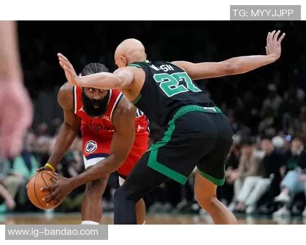 本赛季关键时刻三分球统计怀特领跑全联盟SGA库里哈登紧随其后