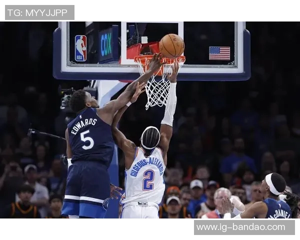 爱德华兹关键时刻发威末节高效得分助队逆转获胜