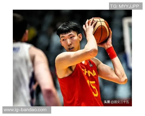 周琦因腰伤缺席对阵新疆许利民表示下场有望复出